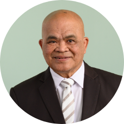 Raymundo Rosales, winner of the Victorian Senior of the Year Award